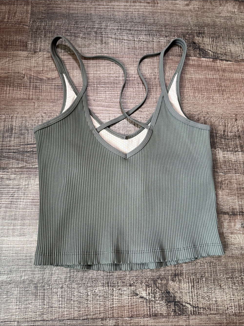 Vuori Ribbed Olive Green Strappy V-Neck Tank - Picture 7 of 7